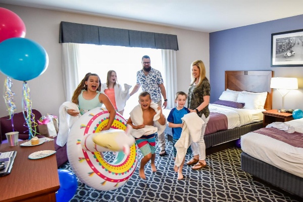 Bluemont Hotel image 5